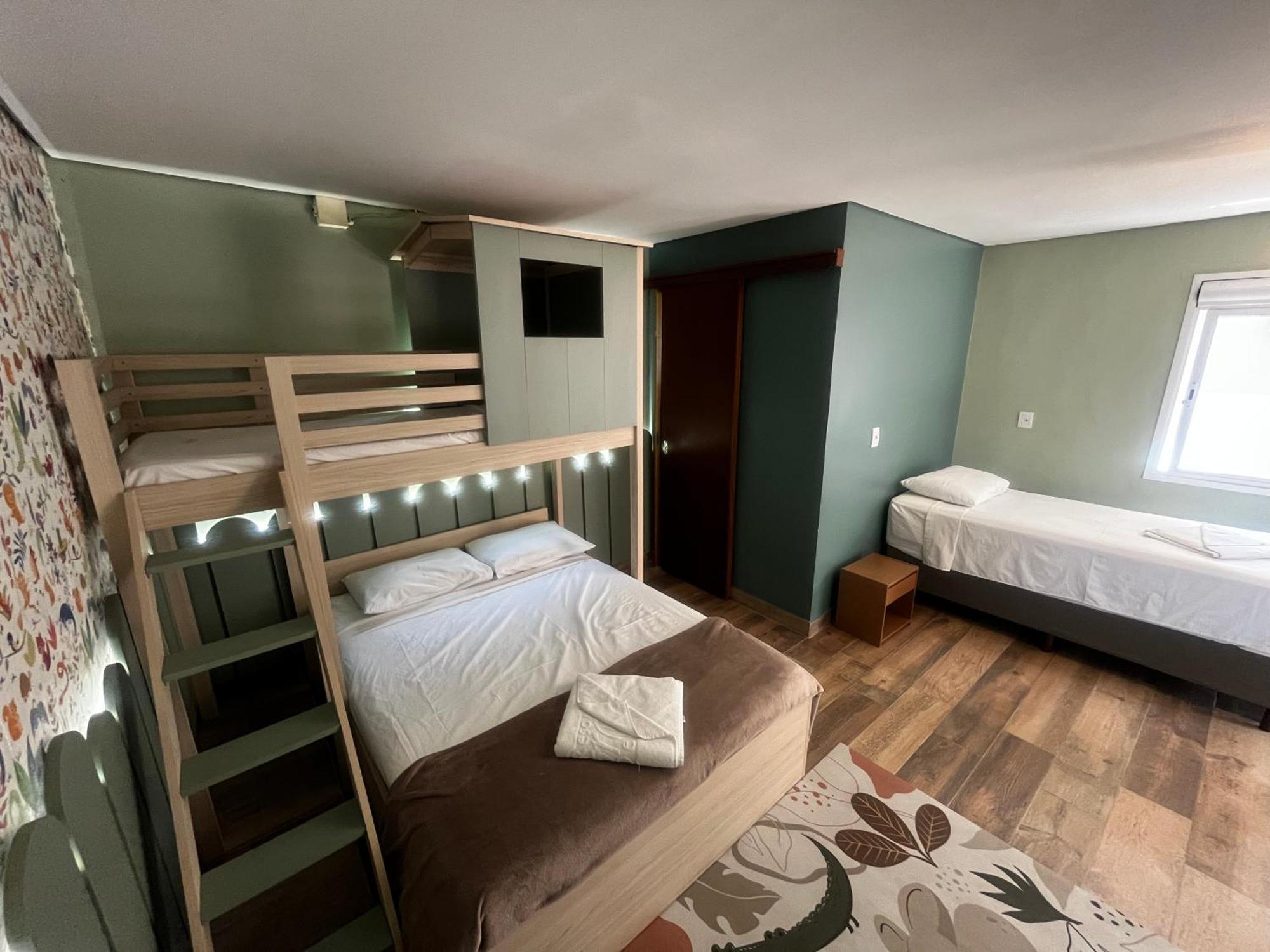 Hotel Morada Del Este คาโนอาส ภายนอก รูปภาพ